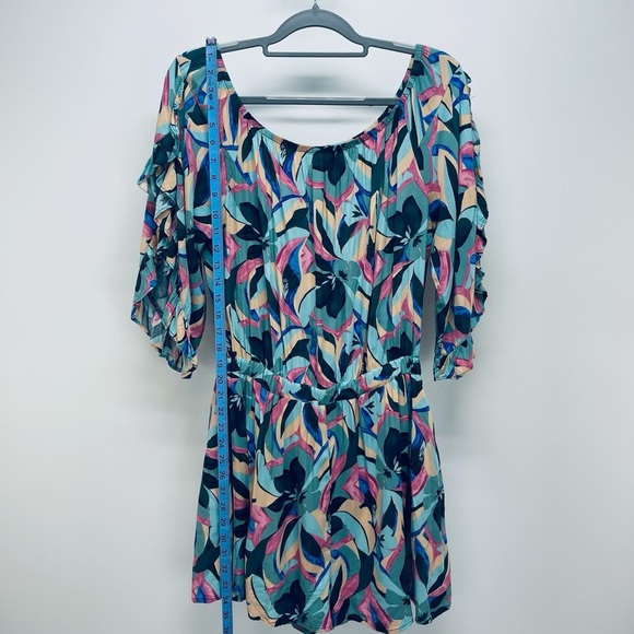 Hailey & Co Women’s Tropical Romper Multicolor  Floral Vacation Outfits Size M - Picture 2 of 8